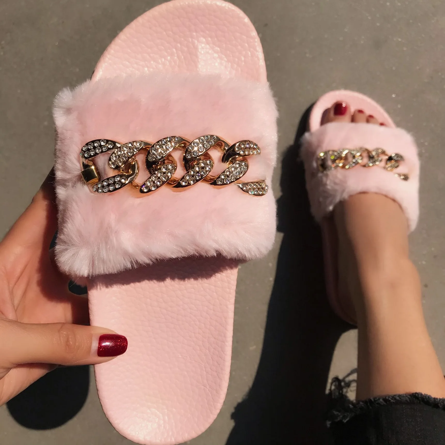 

hot selling fashion comfortable slipper for women rhinestones chain hairy ladies sandals cheap wholesale sandals for ladies, Black,khaki,gray,pink