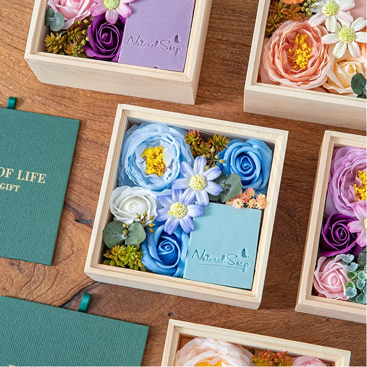 

2021 Creative Style Toilet Soap Valentine Gifts Natural Handmade Soap Rose Wooden Box Unique Items For Gifts With Box Packaging, Colorful