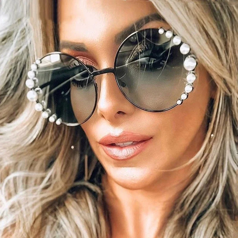 

2424 Latest Luxury Vintage Pearl Studded Ocean Lens Round Shades Sunglasses For Women, As picture