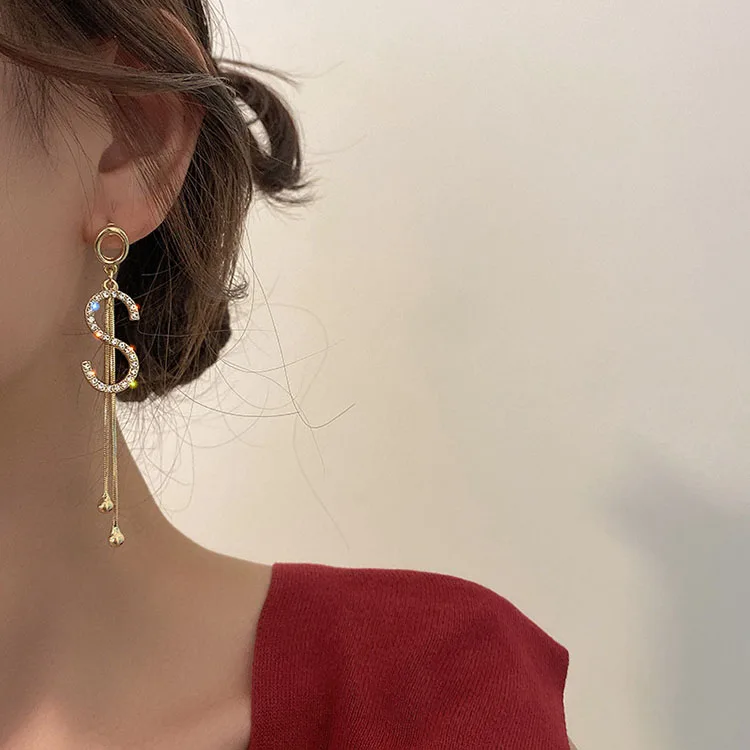 

Woying 925 Silver Needle Letter Earrings Full Diamond S Tassel Pendant Earrings, As picture