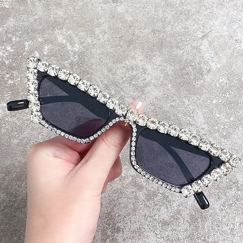 

DCOPTICAL 2021 Fashion Sun glasses Bling Jewel Gafas De Sol Diamond Sunglasses Women Temple with Hole