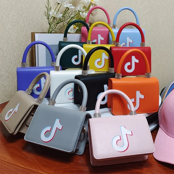 

Matching ladies bag and hat set 2021 women hand bag set mini jelly purs for kids, 9 colors