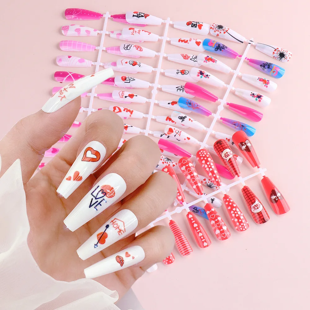 

24 Pcs Love Heart Designs False Nail Tips With Design Pink French Long Coffin Fashion Artificial Full Cover Nail Art Tips, Pink, red, blue, white, etc