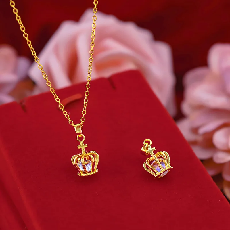 

24K Gold Plated Wedding Bridal Jewelry Crown Pendant Necklace Shining Hollow Zircon Crown Queen Necklace for Women Girls