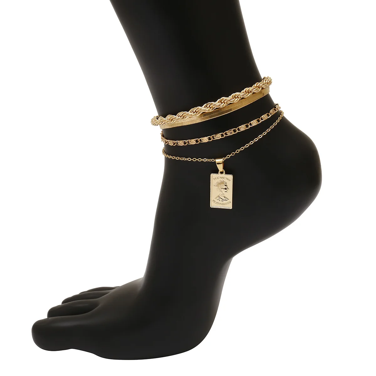 

Latest Beach Foot Jewelry Gold Twist Chain Queen Pendant Anklet Multilayer Chain Anklet Ankle Bracelet Foot Chain