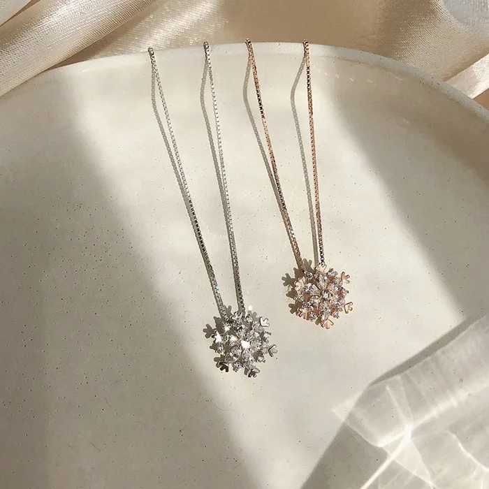 

J04 925 Sterling Silver PlatedJewelry Snowflakes Necklace Christmas gift