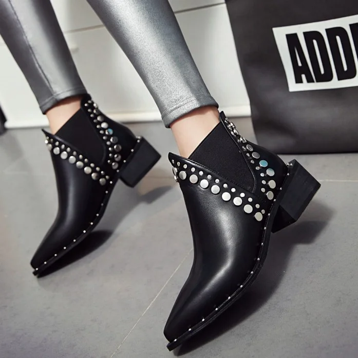 

Handsome Round Metal Rivets Decor Pointed Toe Med Heel Women Ankle Boots Teens Style Slip-on Solid Shoes Short Booties For Lady, Black