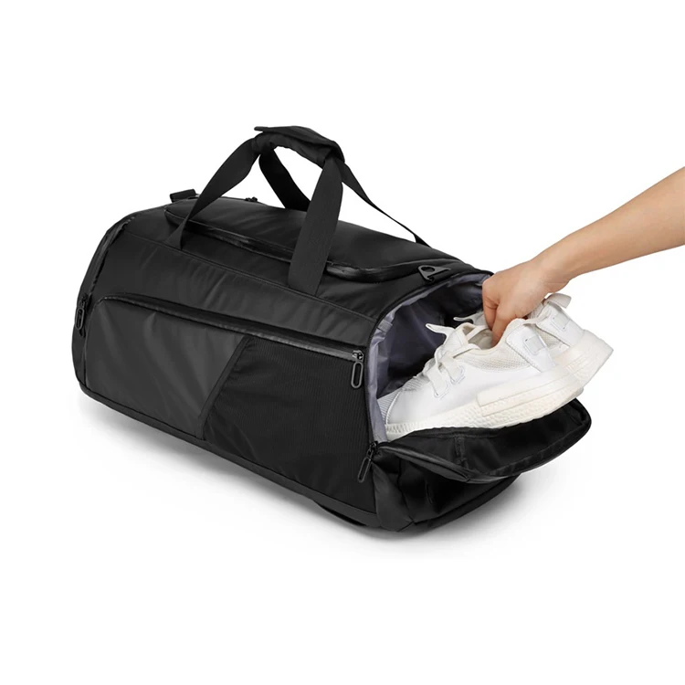 

Beautiful sports fitness bag for all seasons