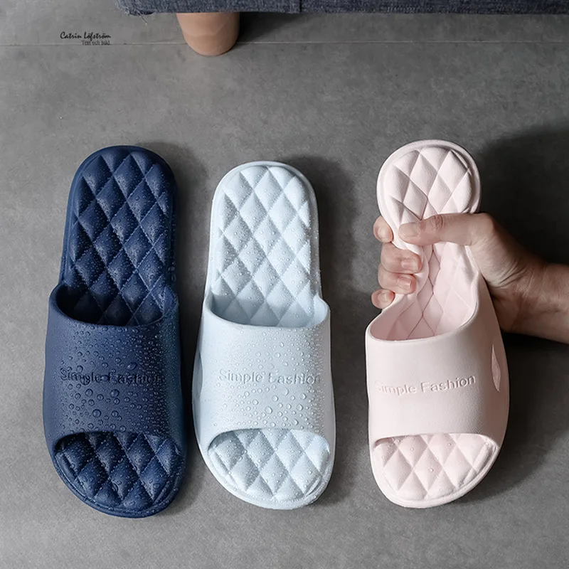 

2020 New Slippers Women Summer Thick Bottom Indoor Home Couples Home Bathroom Non-slip Soft Ins Tide To Wear Cool Slippers