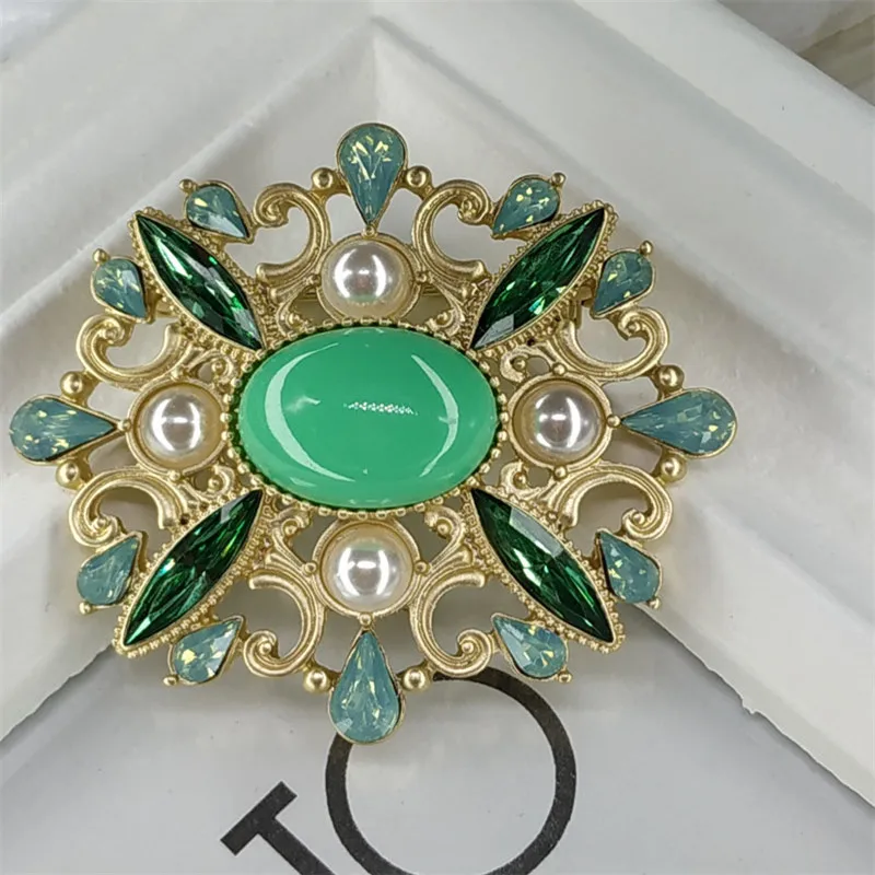 

YHJ190611 Vintage Green Statement Brooch Women gold Brooch Pin Jewelry