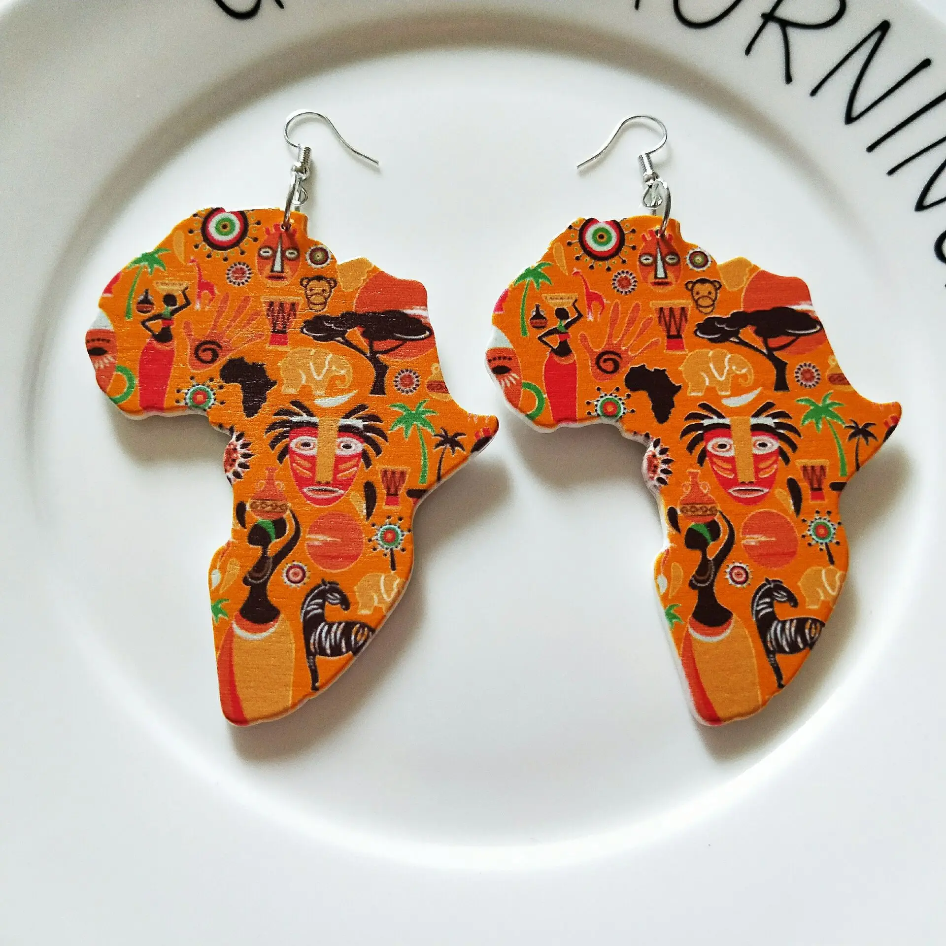 

DIY Bohemia Vintage Colorful Painting Tribal Wood Africa Map Earrings Round Wooden African Earring Party Accessory