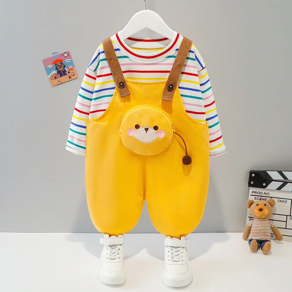 

Wholesale fashion Boys girls 2 Pieces Clothing Set cartoon pocket overalls pants and rainbow striped T-shirt for kids, Picture shows