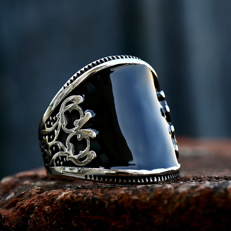 

SS8-986R New Fashion Stainless Steel Black Craved Pattern Men's Ring Punkboy Retro Vintage Jewelry Wholesale