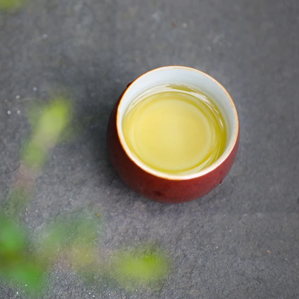 
Organic High Mountain Mengdinghuangya Yellow Tea with Round Box Package 