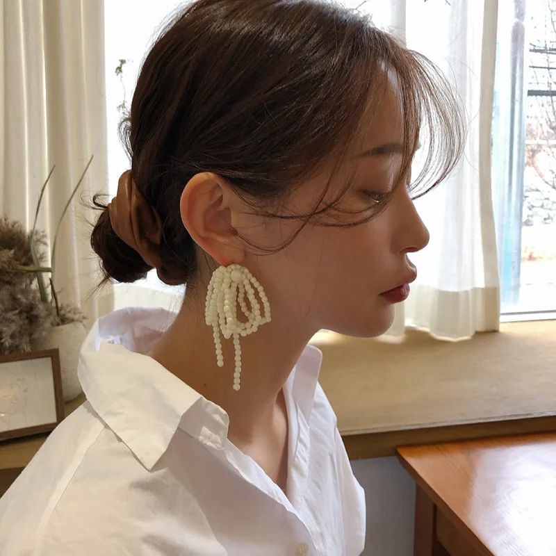 

Super Fairy Exaggerated Pearl Chandelier Earrings Pearl Long Tassel Stud Earrings with 925 Silver Needle Hanging Pearl Earrings, Photo