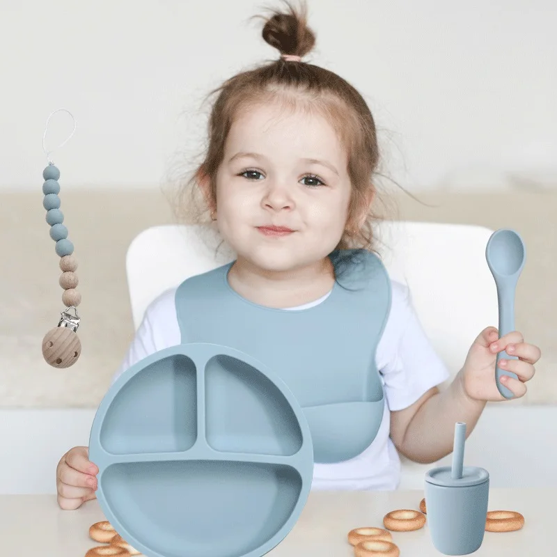 

Customized Logo Eco Friendly Non-toxic Silicone bib Sucker plate Mat Pacifier clip Straw cup Spoon Fork Baby feeding eating set