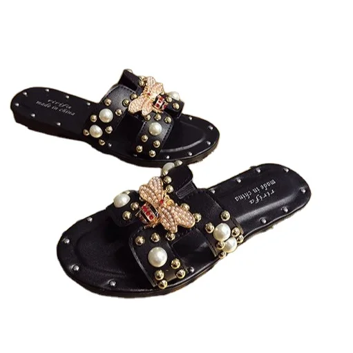 

Wholesale Trendy Custom Designer Fashion women slides slippers custom logo2021