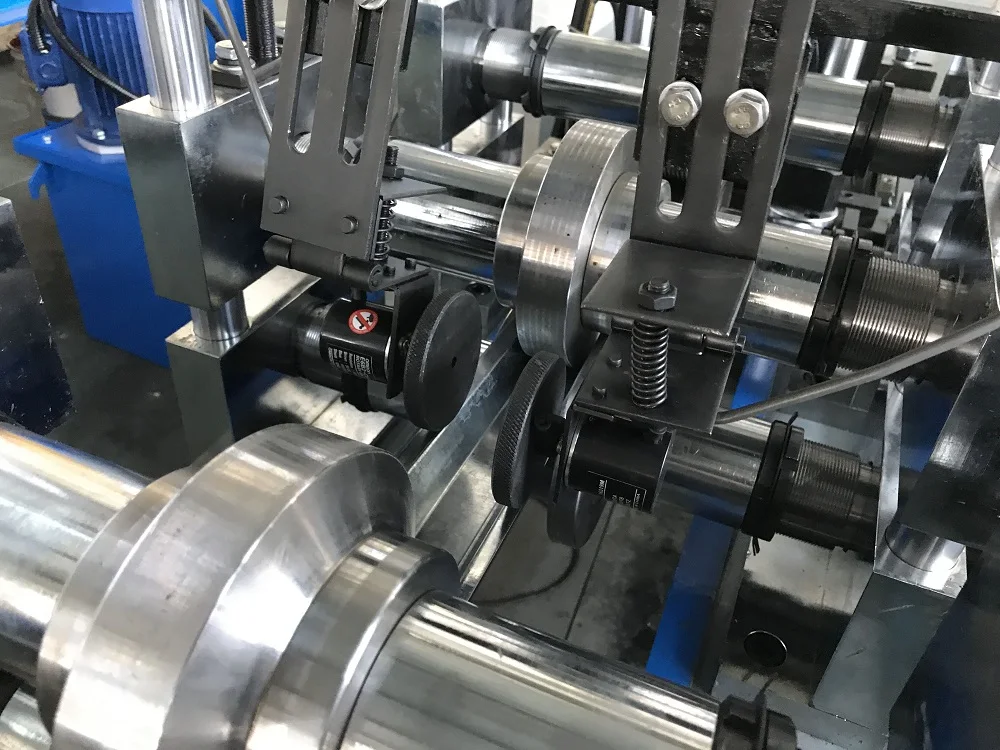 New design Fully Automatic Furring Channel Omega Profile Roll Forming Machine