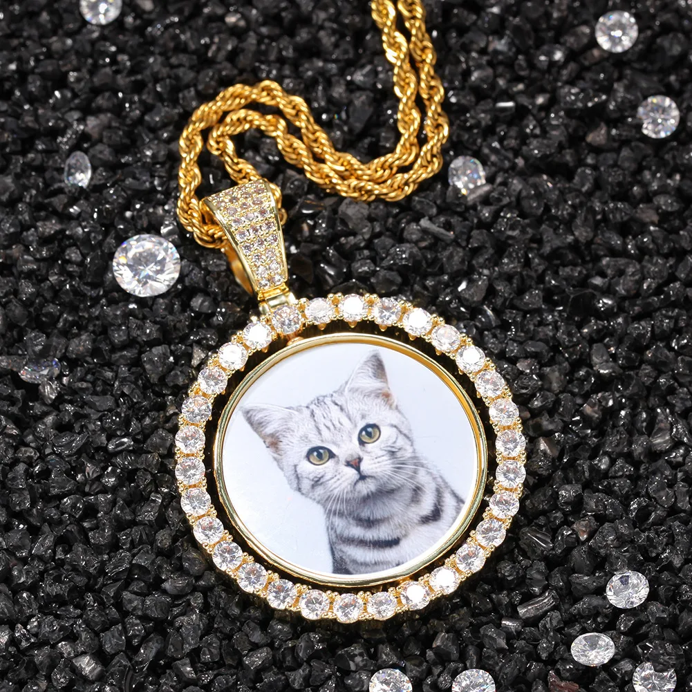 

New Iced out jewelry custom photo frame pendant Round big zircon diamond paved two pictures rotating Rotatable photo pendant, Picture