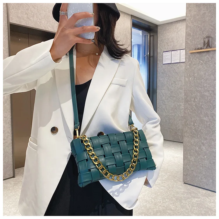 

2020 Yiwu Factory Wholesale Women Fashion Woven PU Leather Handbags Can be used as Ladies clutch handbags Shoulder Bags, Green black white red khaki 5 colors