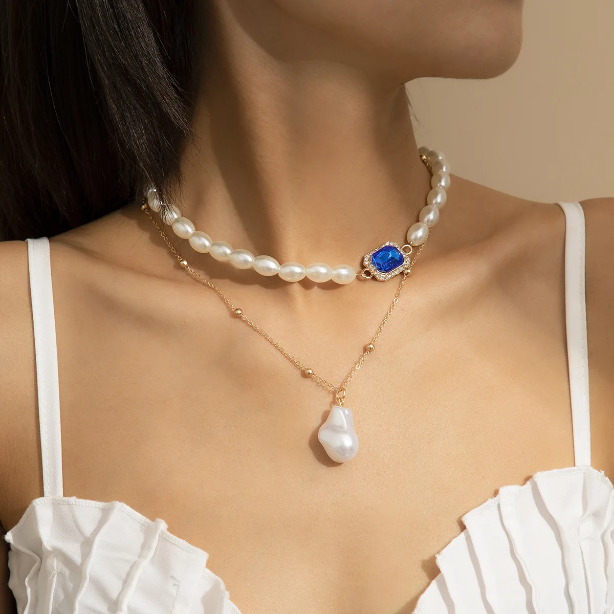 

Layered Blue Square Crystal Imitations Pearl Choker Necklace Irregular Baroque Pearl Pendant Necklace