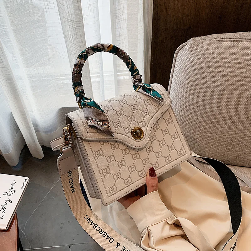 

Lady bags 2021 Classical Embossing Designer Crossbody Lady Shoulder Bag Small Square Bag Silk Scarf All-match Handbag, White, wine red, blue, black, brown, beige