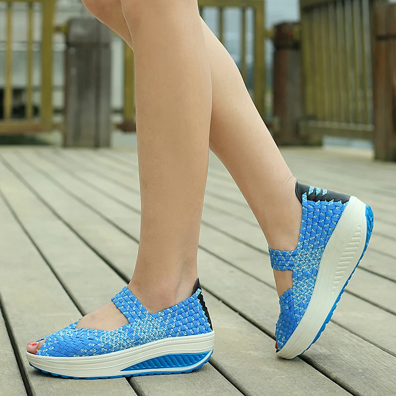 

Best Sell Woman Open Toe Wedge Sandals Trendy Hollow Out Weaving Walk Shoes, Shown