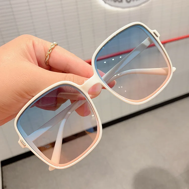 

Eyeglasses square gradient color custom plastic white frame ladies trendy anti-uv retro sunglasses, As the picture shows