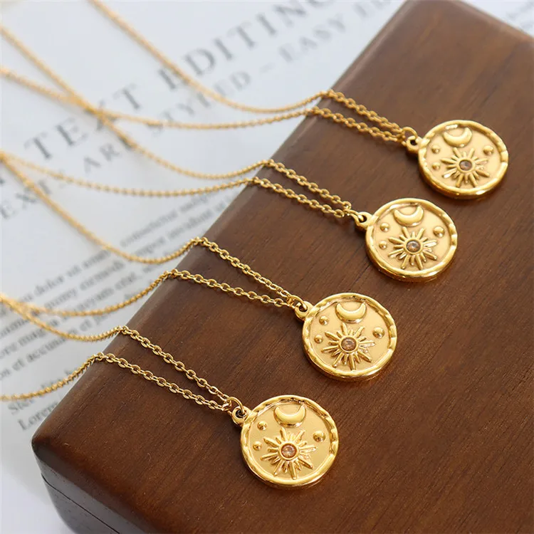 

China Wholesale Charmed Designer Zircon Star Moon Romantic Titanium Steel Gold Plated Medal Pendant Women Necklace