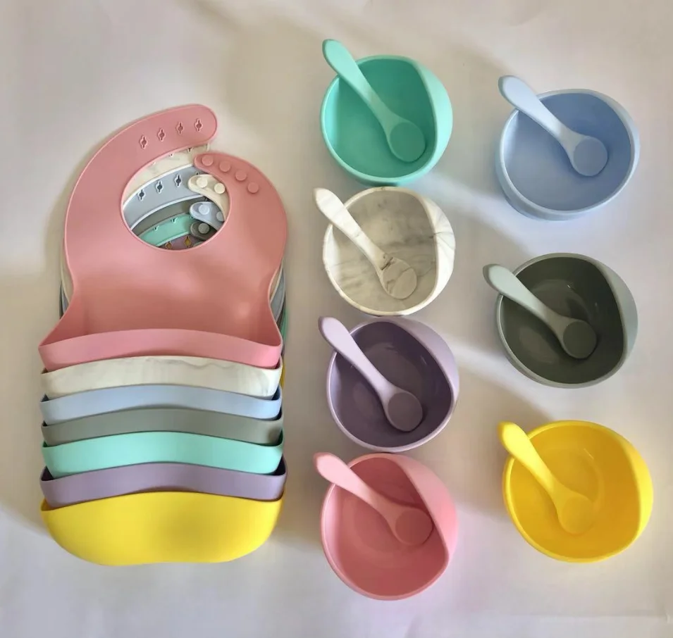 

Non-disposable Silicone 3 Pcs Baby Bowl Bib Spoon Set Food Grade Silicone Baby Eating Suction Bowl Toddler Training Tableware