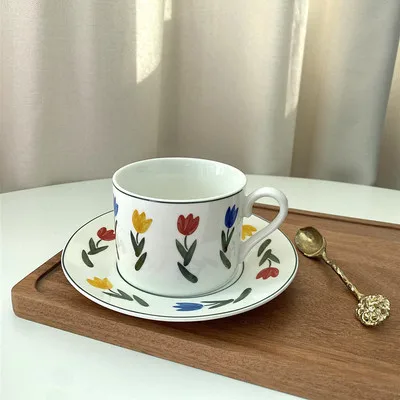 

Retro cute girl heart small fresh afternoon tea cup ceramic coffee cup and saucer, As shown