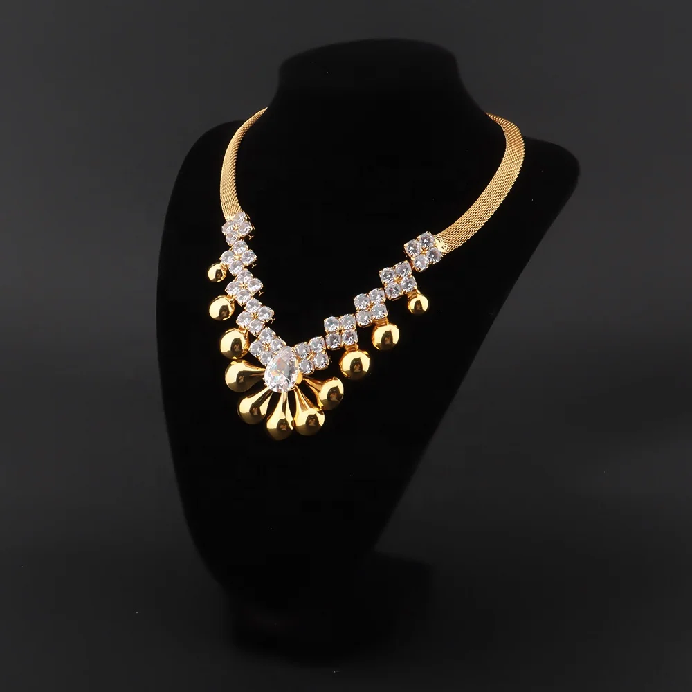 

Yueming Jewelry Top Quality Dubai Women Gold Plated Jewelry Gift Sets Necklace Earrings Set