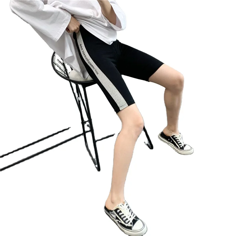 

The new sports five-point leggings women wear thin light high waist Korean cotton shorts to protect the belly away from light.