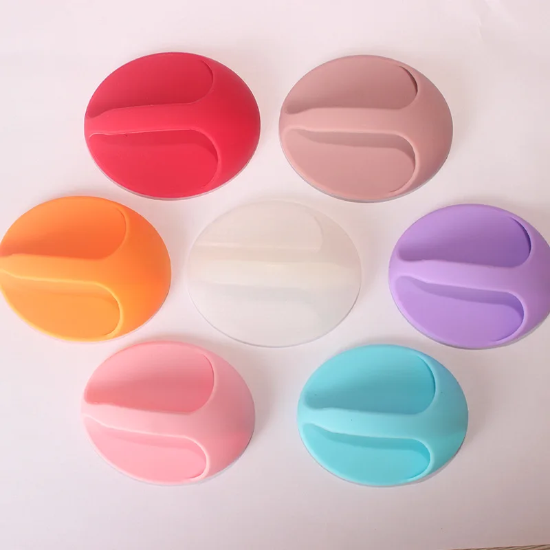

Soft Silicone Cleansing Brush Ergonomic Manual Facial Exfoliation and Massage Pad