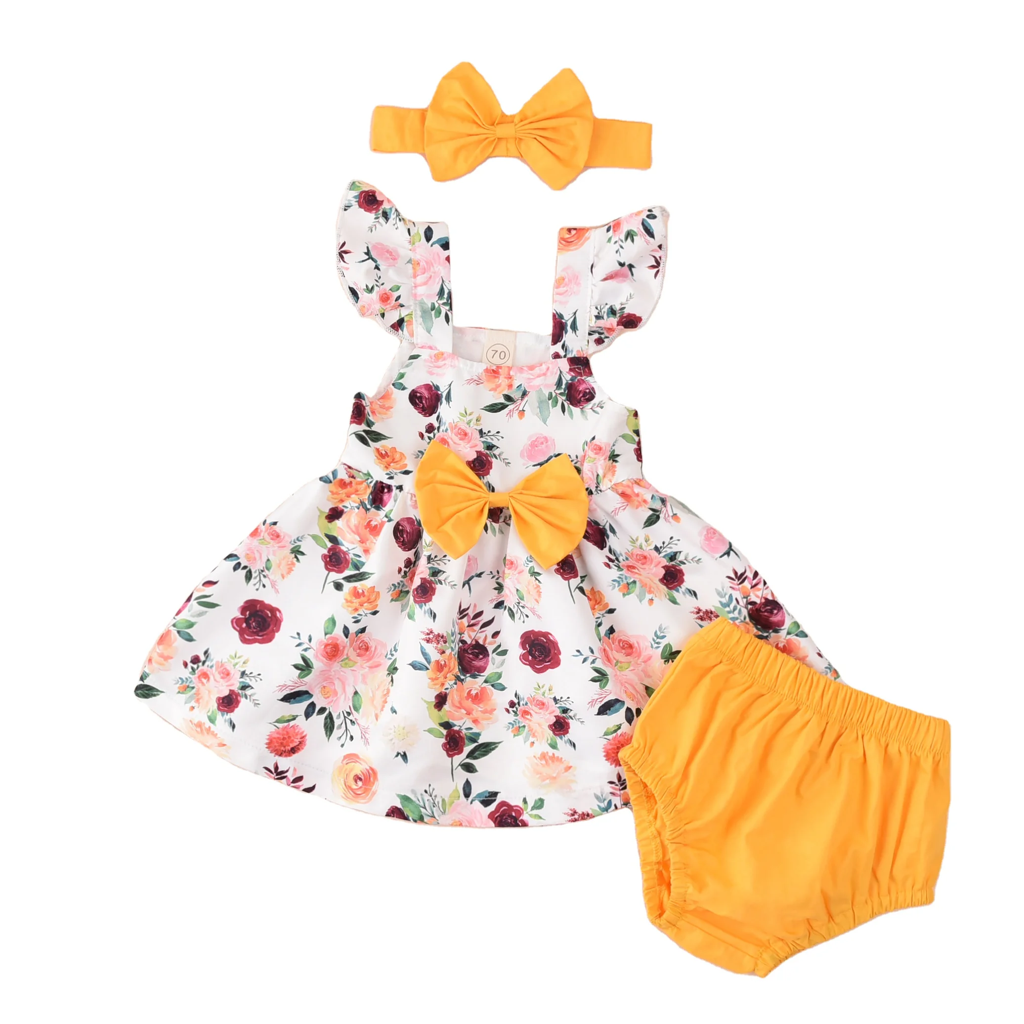 

2020 Summer baby girl clothing set floral T-shirt Tops+triangle Short Bloomers Headband baby girl clothes Newborn Outfits, Red