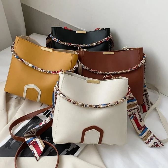 

2021 new spring 4 colors fashion tribal printing silk scarf one shoulder messenger portable bucket woman bag, Black,white,yellow,brown