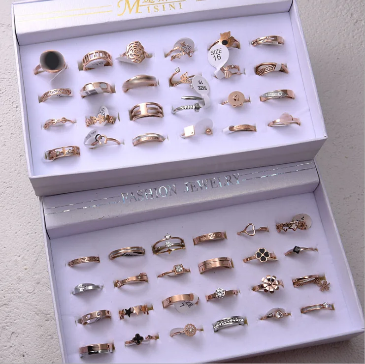 

Wholesale Fashion Men and Women Titanium Steel Ring Stainless Steel Jewelry rose gold Anti Allergy couple Rings, Silver/gold/rose gold