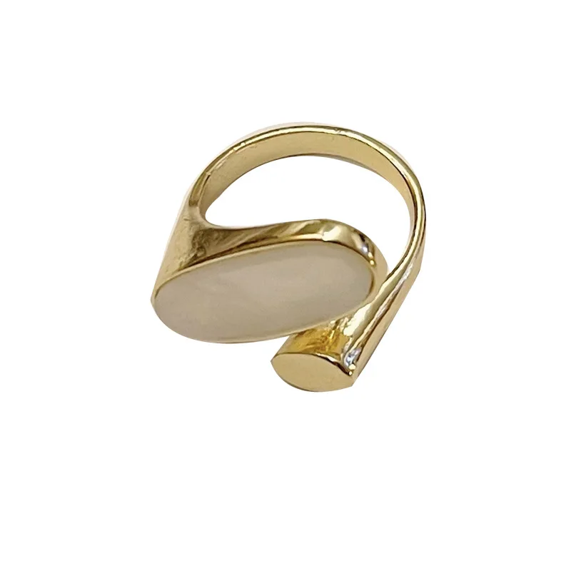

Japan and South Korea Simple Geometric jewelry Design Sense Resin Ring Fashion Commuter Ring