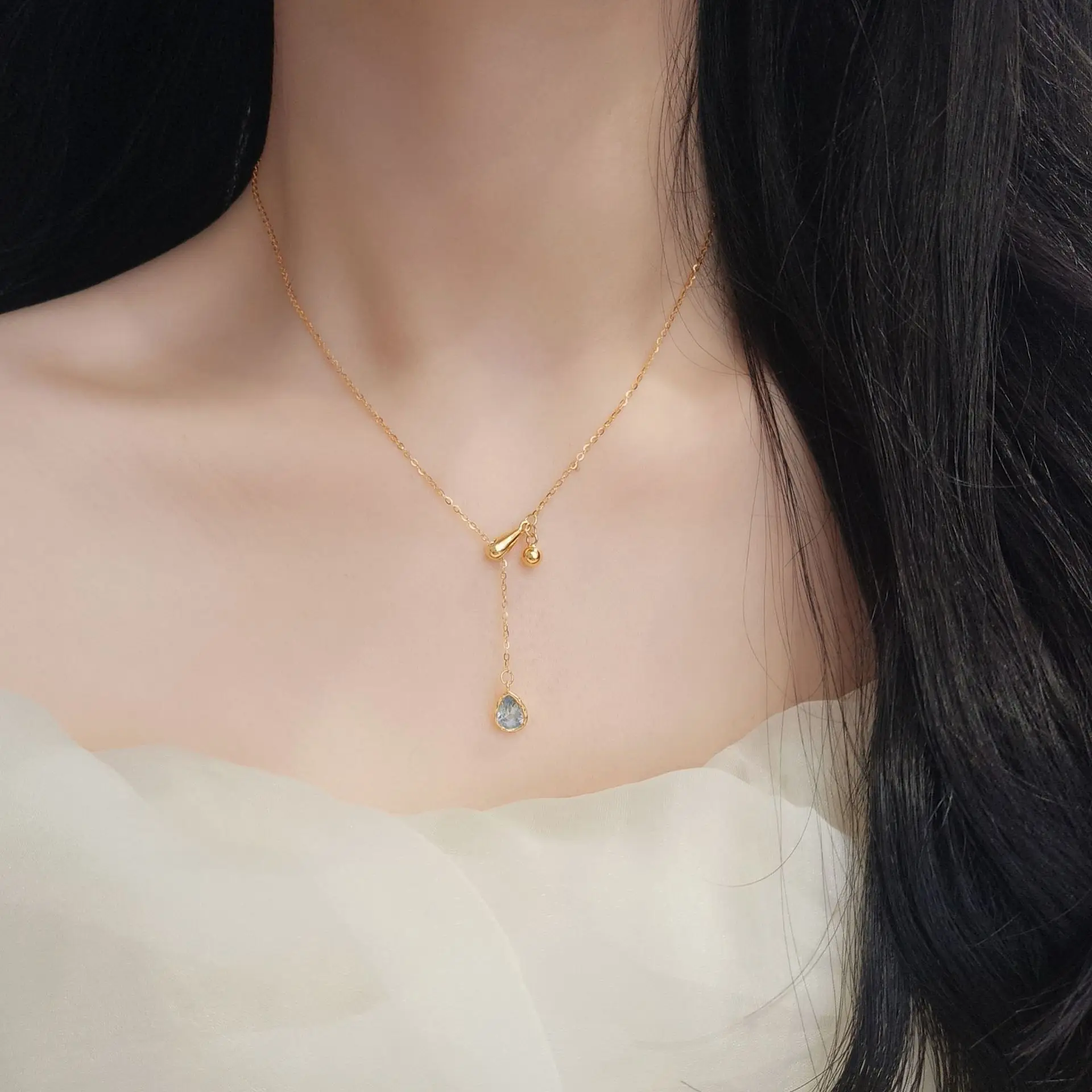 Fine Jewelry 925 Sterling Silver Blue Water Drop Pendant Necklace Jewelry 925 Silver Versatile Clavicle Chain Necklace for Women