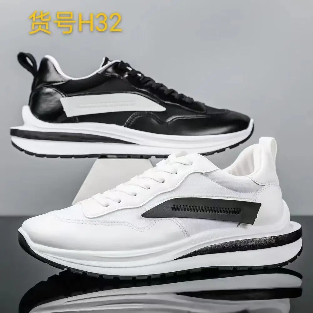 

Cheap Custom 2021 Fashion Breathable Black And White Running Casual Sneakers Men Comfortable Sport Shoes, Customized color