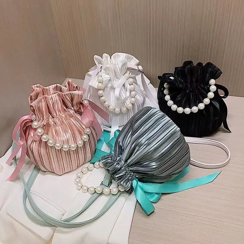 

2020 New fashion pearl bucket bag for ladies hand bags women purses