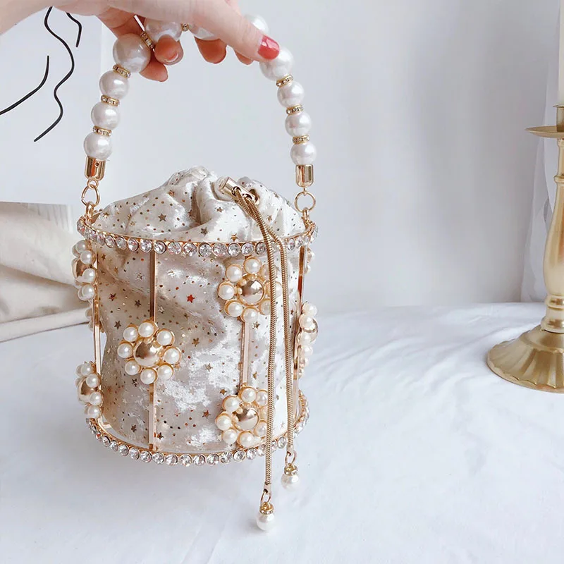 

Princess Bucket Hand Bag With Handle Pearl For Girls Party Vintage Clutches Luxury Dinner Purse Women Evening Bag