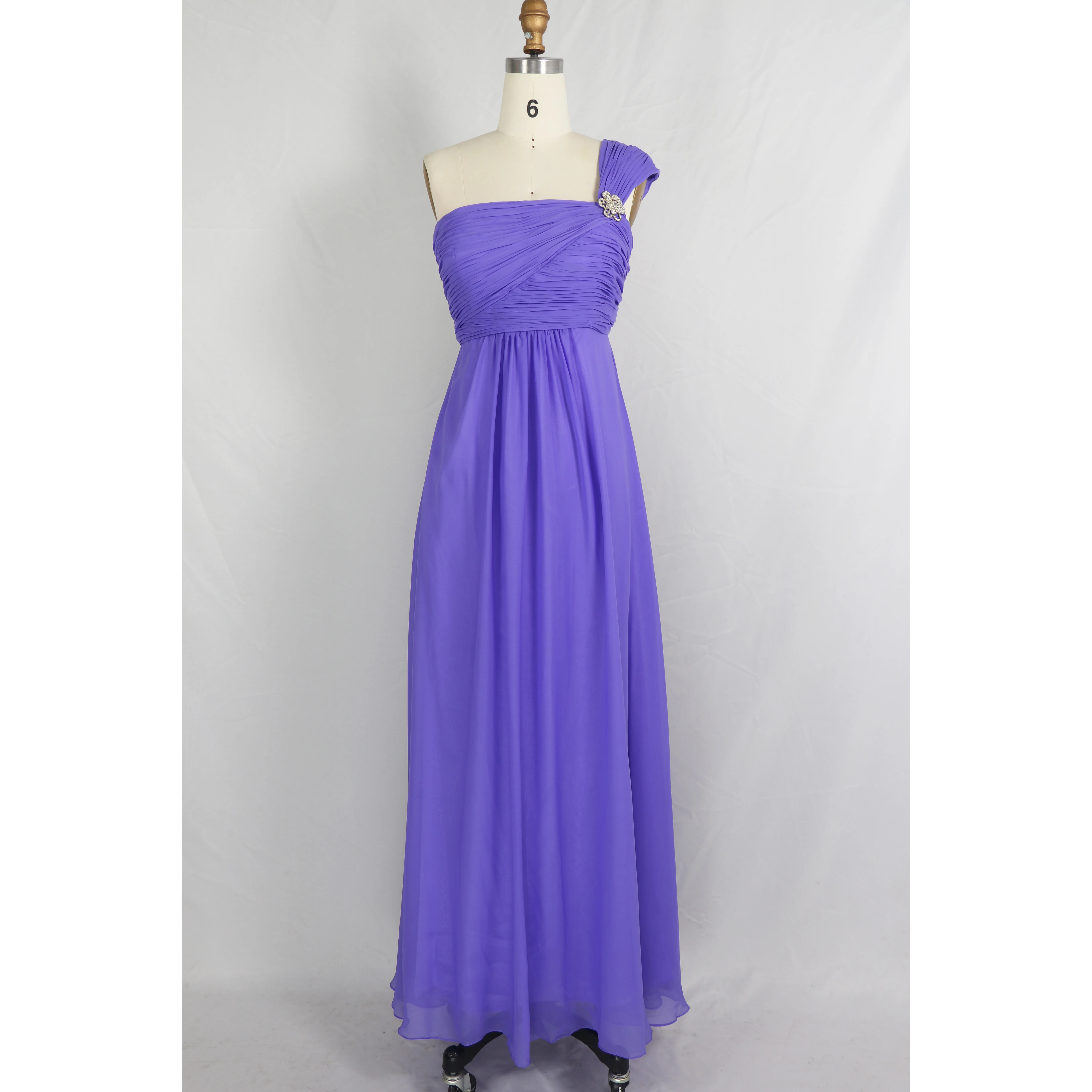 

Cheap multi color one shoulder sleeveles Chiffon Pleated low price Casual Long Evening Dresses Bridesmaid Dresses with brooch