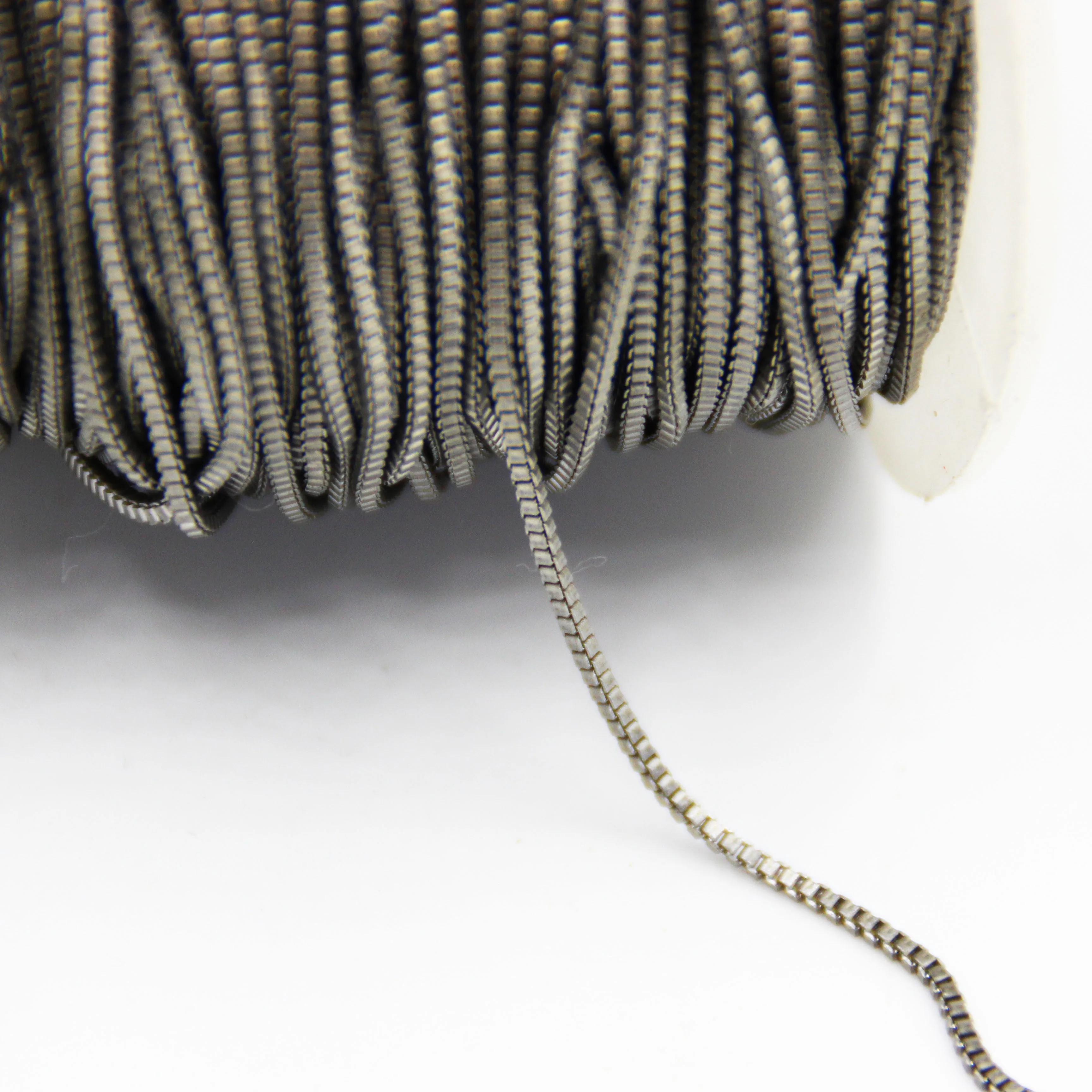Manufacturers can be customized jewelry chain necklace chain Venice chain for women's necklace making
