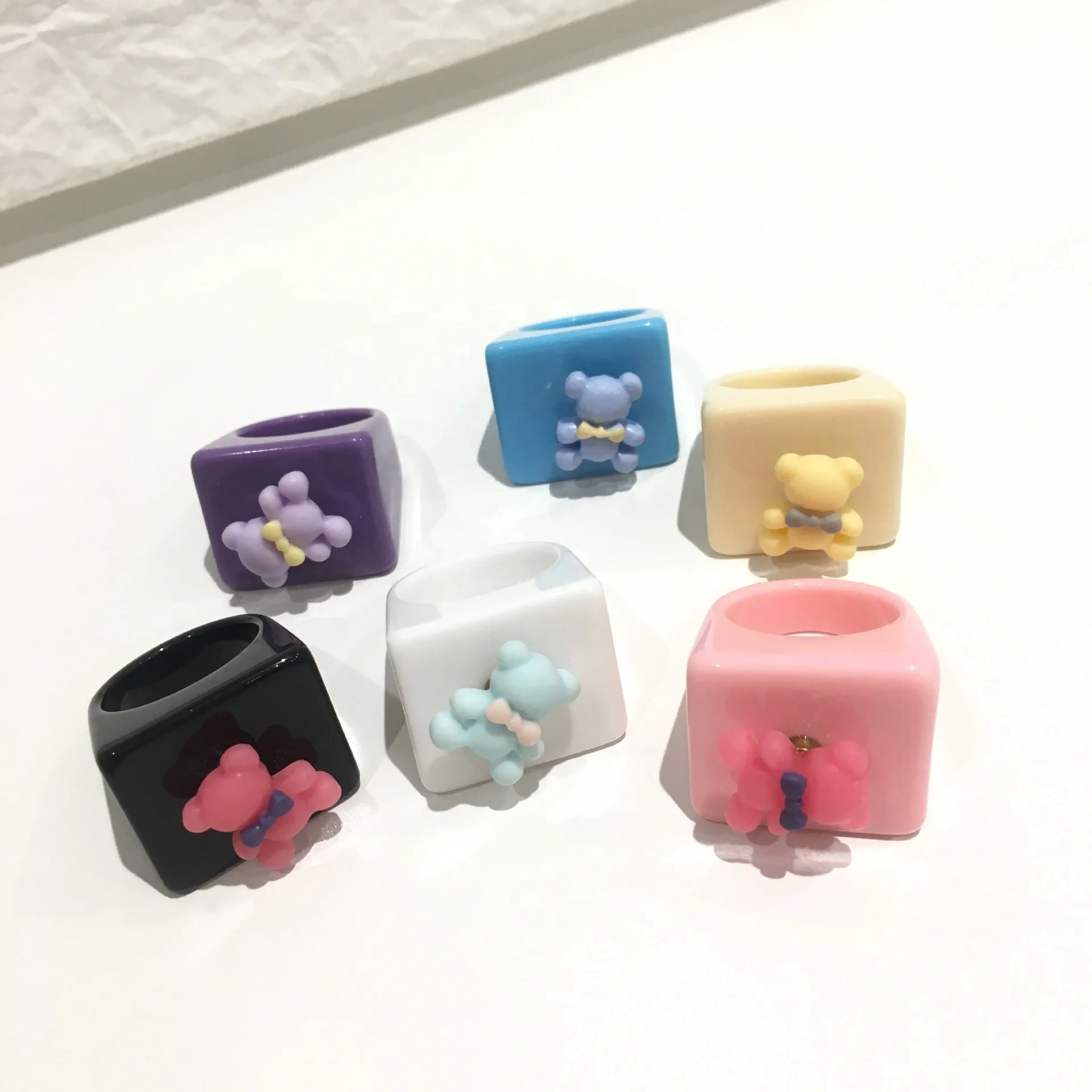 

Cute Rings For Girls European and American color resin acrylic square ring female cute peculiar rotating bear candy color ring