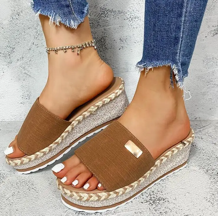 

Summer slippers women Shoes Summer wedge Thick bottom slippers Slippers women fashion 2021 NEW plus size Shoes
