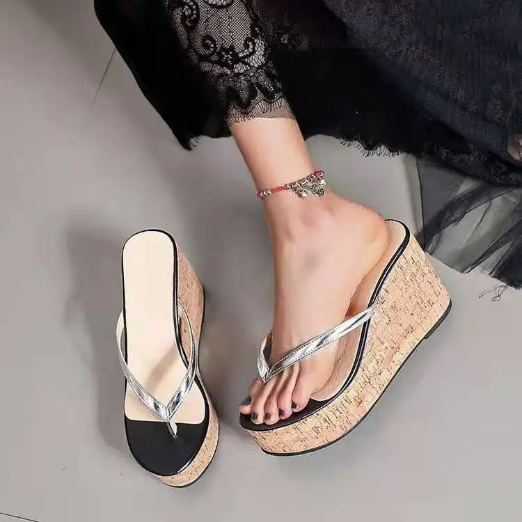 

Special Rubber PU Gold Disposable Ladies High Chunky Heels Sandals For Women 2021, Customized color