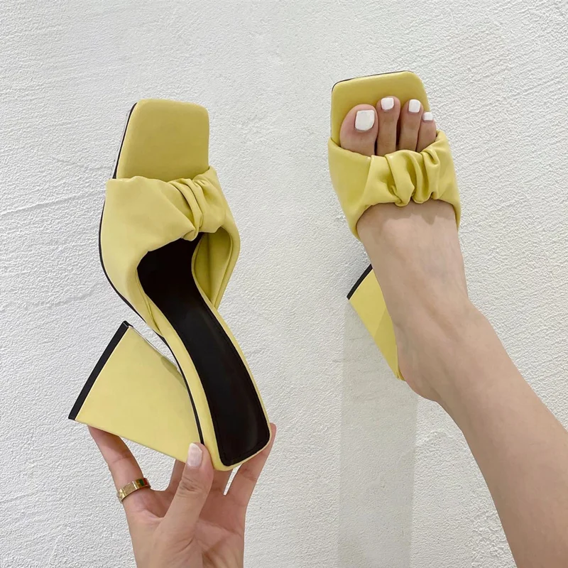 

2021 Summer New Bridal High Heel Sandals Square Toe Lace up Women's Sandals High Chunky Heel, Black,white,yellow