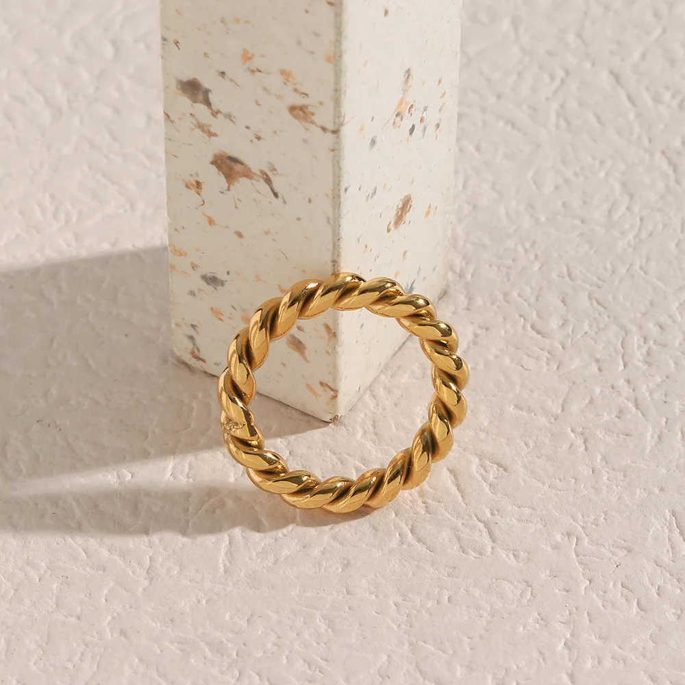 

Vintage Simple 18K Gold Twist Rings Stainless Steel Twist Rope Ring for Women