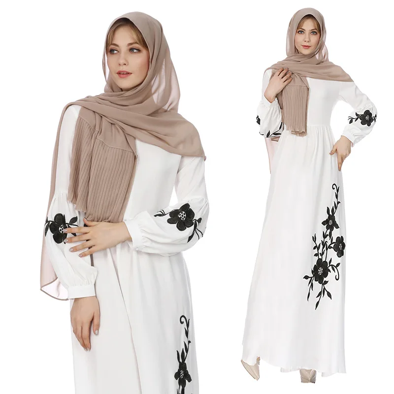 

Vintage Kaftan Islamic Clothing Abayas Embroidery Womens Muslim Chiffon Dress, White, black